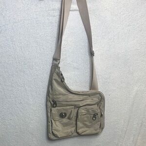 Baggallini Tan Crossbody Bag with Multiple Pockets